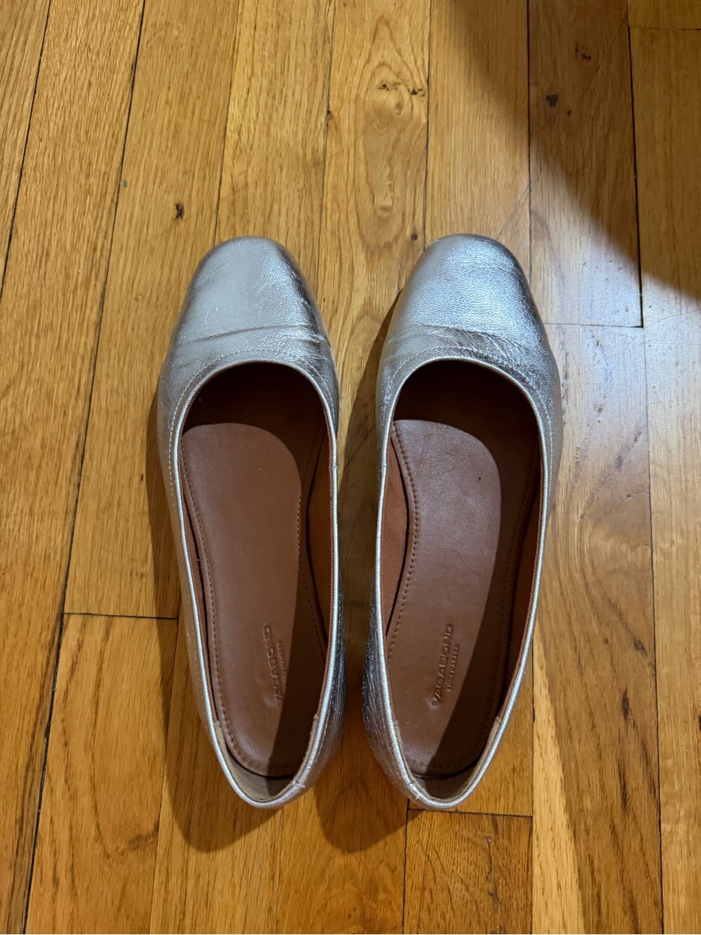 Vagabond Metallic Silver Ballet Flats